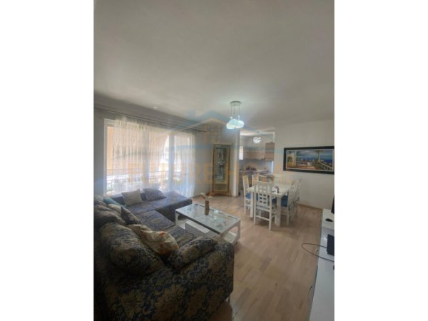 Tirane, apartament 2+1+Ballkon , (JORDAN MISJA)