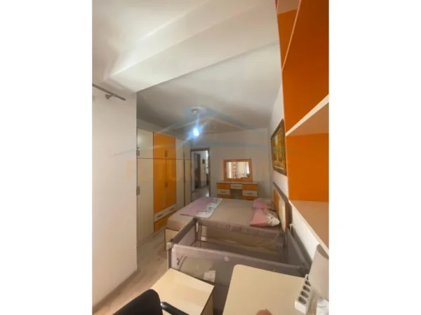Tirane, apartament 2+1+Ballkon , (JORDAN MISJA)