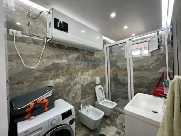 Durres, shitet apartament 2+1 Kati 3, 90 m² 150.000 € (Plazh Hekurrudha)