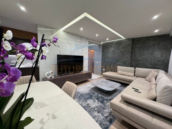 Tirane, shitet apartament 2+1 Kati 2, 61 m² 340.000 € (Rruga &quot;Isa Boletini&quot;)