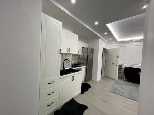 Durres, shitet apartament 2+1 Kati 2, 75 m² 150.000 € (Vollga)