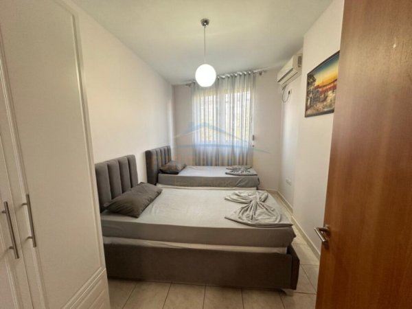 Tirane, jepet me qera apartament 2+1+Ballkon Kati 2, 100 m² 650 € (Don bosco)
