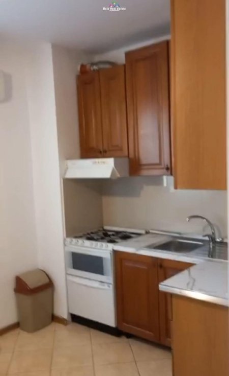 Tirane, jepet me qera apartament 2+1 Kati 4, 110 m² 600 € (DON BOSKO)