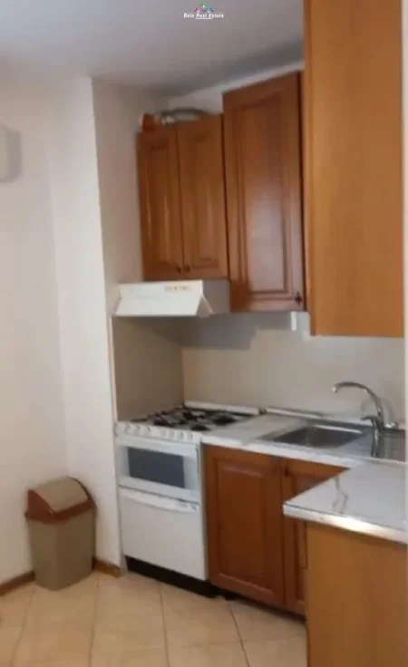 Tirane, jepet me qera apartament 2+1 Kati 4, 110 m² 600 € (DON BOSKO)
