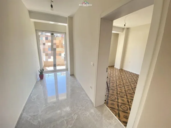 Tirane, shes apartament 2+1 Kati 3, 106 m² 306.000 € (QENDER)