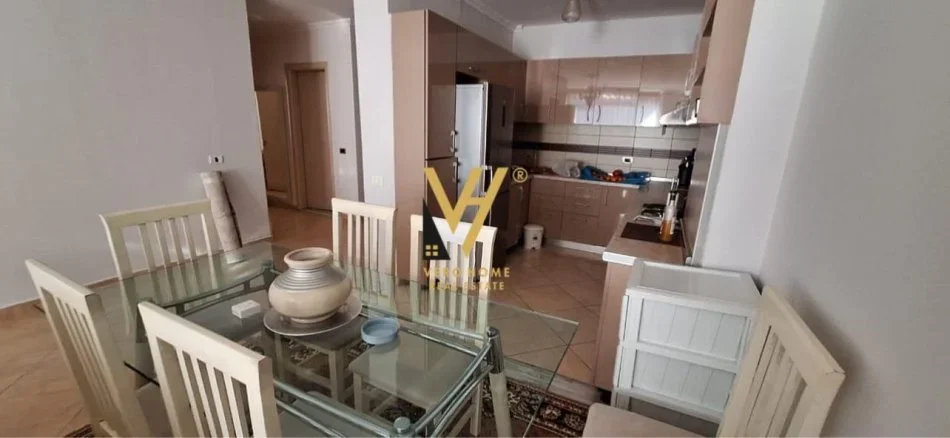 Tirane, shitet apartament 2+1+Ballkon Kati 2, 139 m² 196.000 € (RRUGA ALI VISHA)