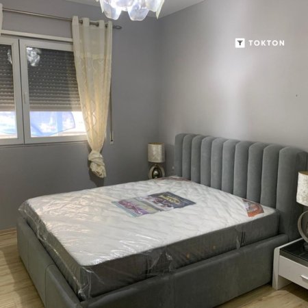Tirane, jepet me qera 1+1 Kati 6, 80 m² 700 € (myslym shyri)
