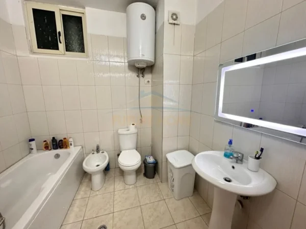 jepet me qera apartament 2+1+Ballkon , 101 m² 600 € (Don Bosko)