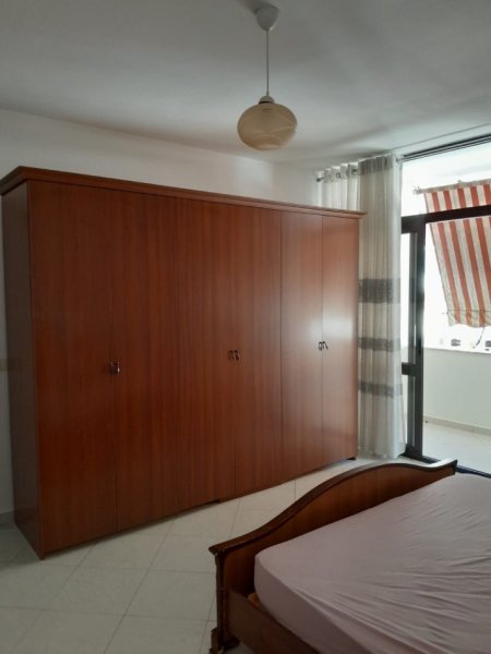Tirane, jepet me qera apartament 2+1 Kati 5, 70 m² 500 € (Rruga e eElbasanit)