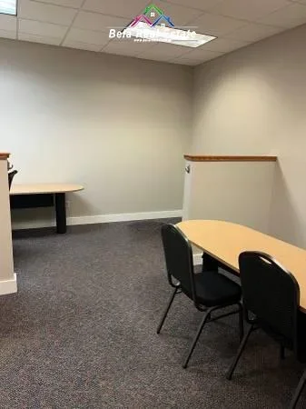 Tirane, jepet me qera zyre Kati 2, 64 m² 600 € (Bulevardi Bajram Curri)