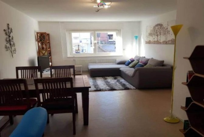 Tirane, jepet me qera apartament 2+1 Kati 6, 93 m² 350 € (Rruga Muhamed Deliu)