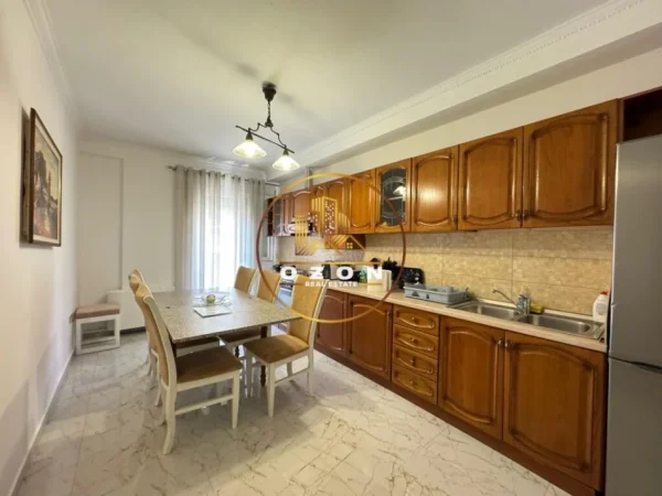 Duplex për Shitje në Fresk!