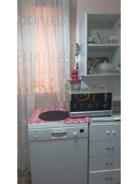 Durres, shitet shtepi 1 Katshe , 156 m² 120.000 € (Rruga Mujo Ulqinaku, Durrës, Albania)