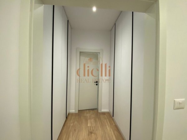 Tirane, shitet apartament 2+1+Ballkon, 110 m² (Tirana Garden Building, ne Rrugen e Kavajes)