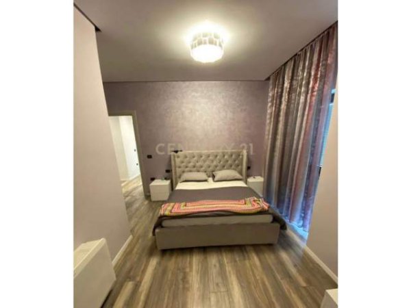 Tirane, jepet me qera apartament 2+1+BLK Kati 5, 100 m² 630 Euro (Ministria e Jashtme)
