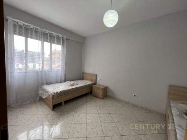 Tirane, jepet me qera apartament 2+1+BLK Kati 3, 80 m² 350 Euro (Medar Shtylla)