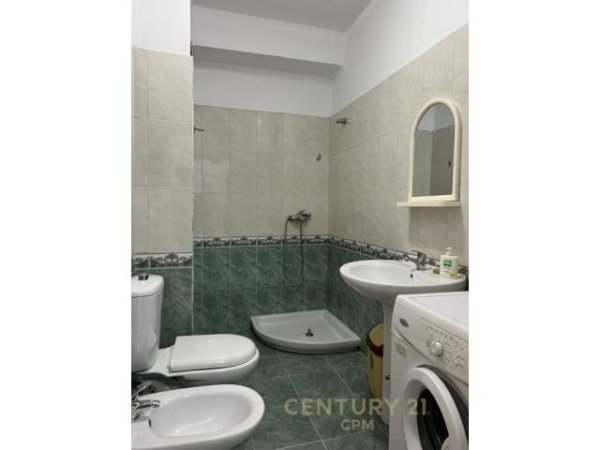 Tirane, jepet me qera apartament 2+1+BLK Kati 3, 80 m² 350 Euro (Medar Shtylla)