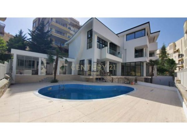 JEPET ME QIRA VILE LUKSOZE PRANE LIQENIT TE TIRANES, Kati 5, 1.166 m²