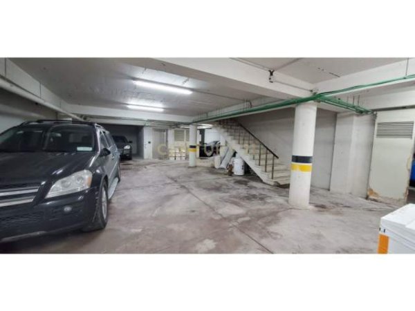 JEPET ME QIRA VILE LUKSOZE PRANE LIQENIT TE TIRANES, Kati 5, 1.166 m²
