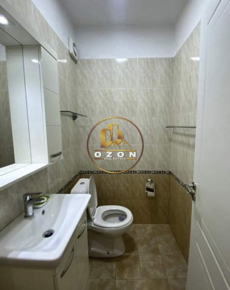 Tirane, jepet me qera apartament 2+1+2 Kati 13, 125 m² 850 Euro (Ish Ekspozita)
