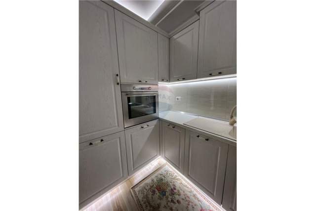 Tirane, jepet me qera apartament 2+1 Kati 3, 70 m² 650 Euro (VASIL SHANTO)