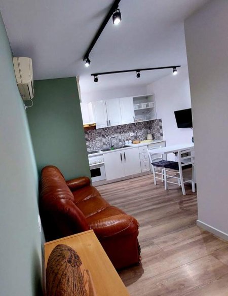 Tirane, jepet me qera garsonier 1+1 Kati 9, 49 m² 320 Euro (Fortuzi)