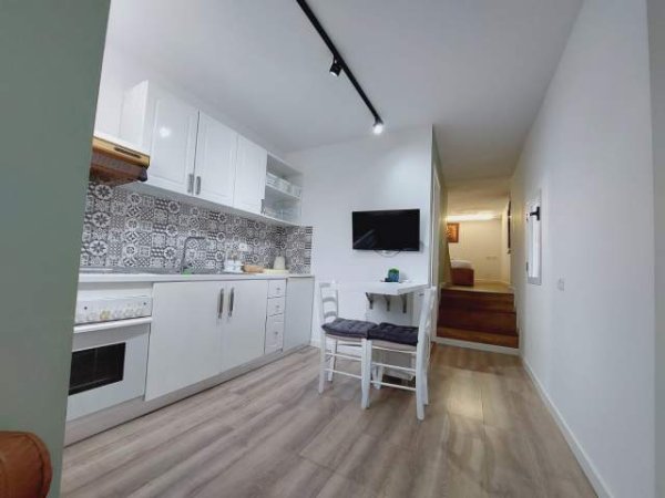 Tirane, jepet me qera garsonier 1+1 Kati 9, 49 m² 320 Euro (Fortuzi)
