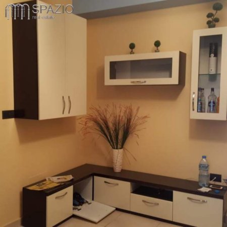 Tirane, jepet me qera apartament 2+1+BLK Kati 1, 70 m² 500 Euro (Rruga ''Vace Zela'')