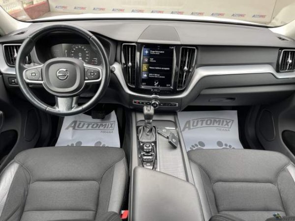 Tirane, shes xhip Volvo xc60 Viti 2017, 31.900 Euro