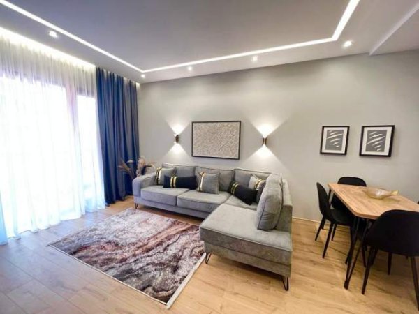Jepet me qera super  Apartament tek Farmacia 10, Kompleksi “ARLIS”