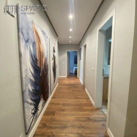 Tirane, jepet me qera apartament 2+1+BLK Kati 13, 125 m² 850 Euro (Ish Ekspozita)