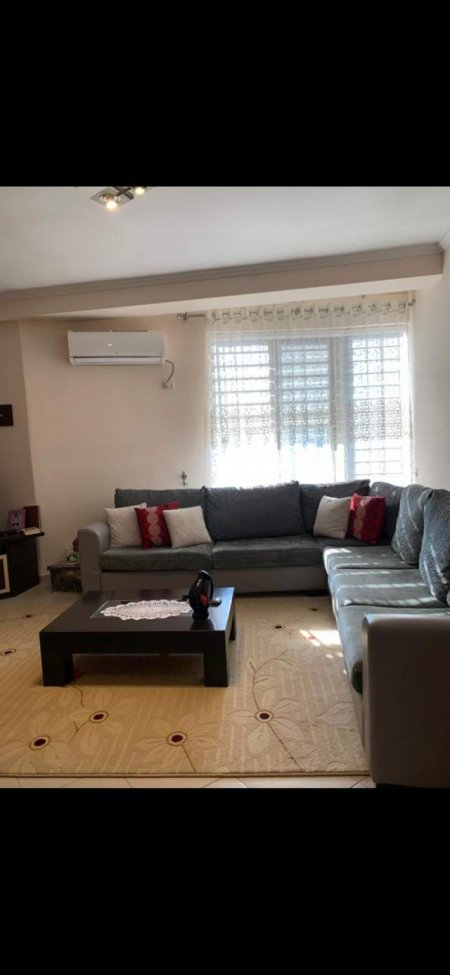 Tirane, jepet me qera apartament 2+1+BLK Kati 6, 115 m² 350 Euro (kmy yzberisht)