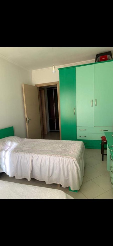 Tirane, jepet me qera apartament 2+1+BLK Kati 6, 115 m² 350 Euro (kmy yzberisht)