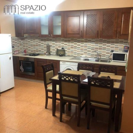 Tirane, jepet me qera apartament 1+1+BLK Kati 3, 75 m² 500 Euro (Rruga ''Dibres'')