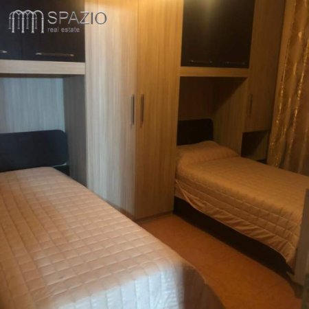 Tirane, jepet me qera apartament 1+1+BLK Kati 3, 75 m² 500 Euro (Rruga ''Dibres'')