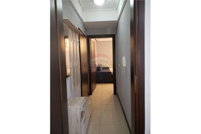 Tirane, jepet me qera apartament 1+1+BLK Kati 4, 70 m² 480 Euro (Kompleksi Delijorxh)