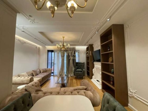 Tirane, jepet me qera apartament 1+1 Kati 4, 70 m² 600 Euro (ATSH)