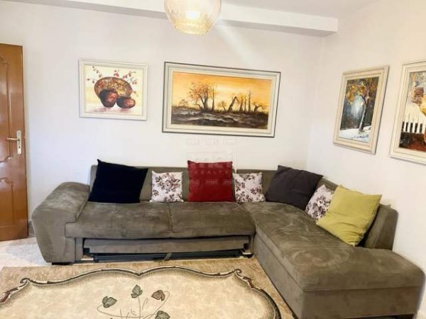 Tirane, jap me qera apartament 2+1+BLK Kati 3, 102 m² 500 Euro (Qender)