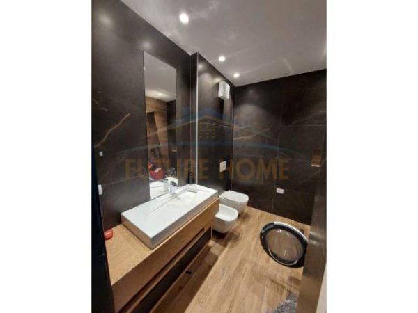 Tirane, jepet me qera apartament 2+1+A+BLK Kati 4, 109 m² 550 Euro (21 Dhjetori) PARK29041