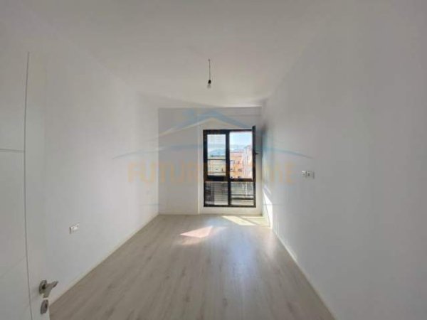 Tirane, shitet apartament 2+1+A+BLK Kati 10, 113 m² 215.000 Euro (Kompleksi Square 21) PARK27721
