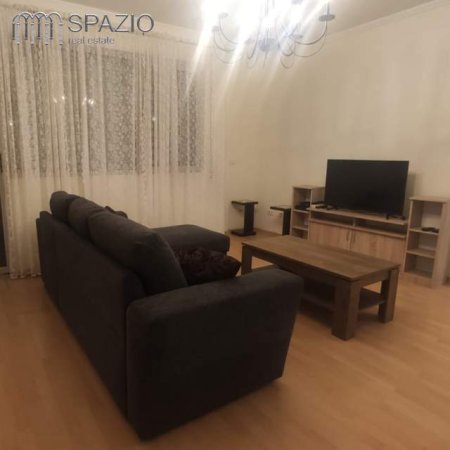 Tirane, jepet me qera apartament 2+1+BLK Kati 4, 125 m² 650 Euro (Sheshi Willson)