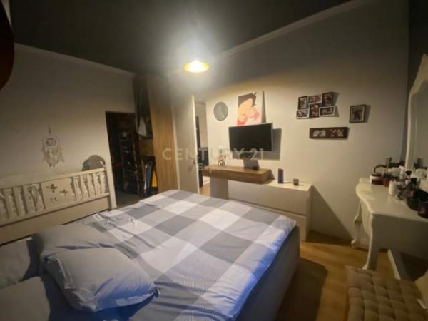 Tirane,  apartament 2+1 Kati 1, 72 m² 500 Euro (Materniteti i Ri)