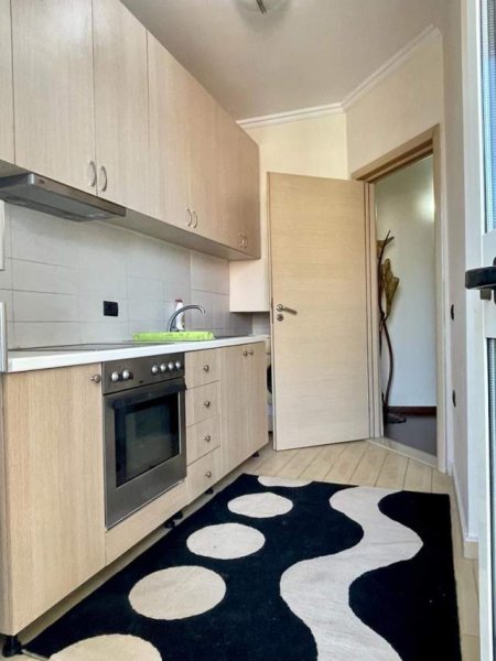 Tirane, apartament 1+1+BLK Kati 9, 86 m² 450 euro