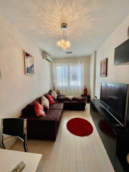 Tirane, apartament 1+1+BLK Kati 9, 86 m² 450 euro