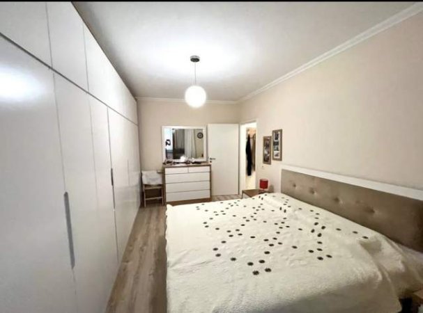 Tirane, jepet me qera 1+1 Kati 1, 60 m² 400 Euro