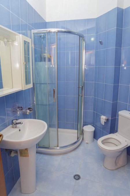 Vlore, jap me qera apartament 2+1+A+BLK Kati 8, 106 m² 400 Euro (Rruga Transballkanike)