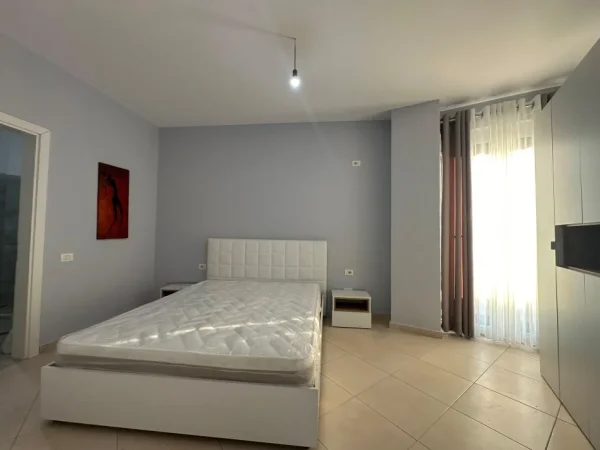 Tirane, jepet me qera apartament 2+1 Kati 9, 120 m² 550 € (ASTIR)