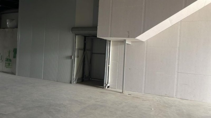 Tirane, jepet me qera magazine Kati 0, 700 m² 3.000 € (City Park)