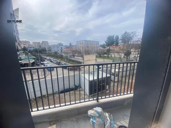 Tirane, jepet me qera Ambjenti Kati 1, 70 m² - Trio Towers Don Bosco