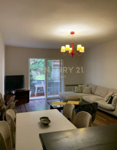Tirane, jepet me qera apartament 1+1 Kati 2, 71 m² 500 € (spitali gjerman)